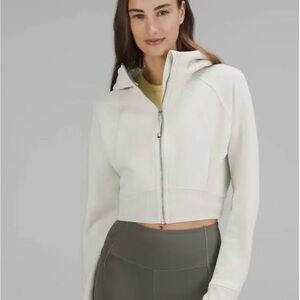 🕊️NWOT Lululemon Cropped Scuba Color Bone Sz 4🕊️